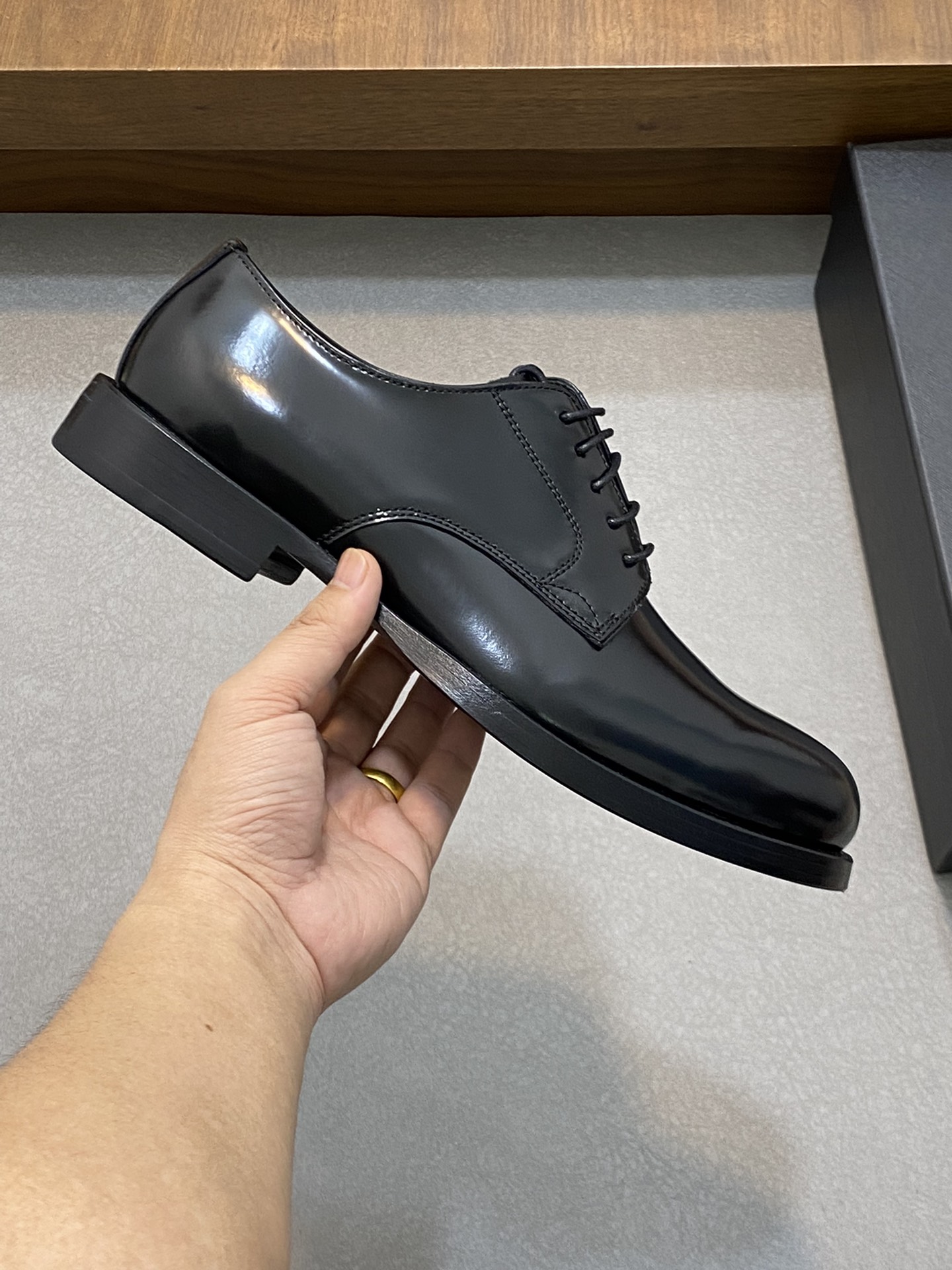 olce & Gabbana shoe